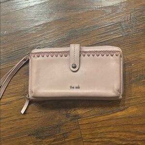 The Sak Blush Pink Iris